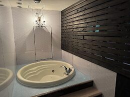 LaLa Resort - Adults Only