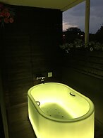 LaLa Resort - Adults Only