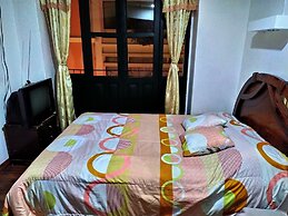 Hostal Latitud Ecuem