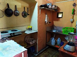 Hostal Latitud Ecuem
