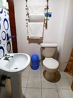 Hostal Latitud Ecuem