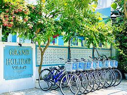 Grand Holiday Villa