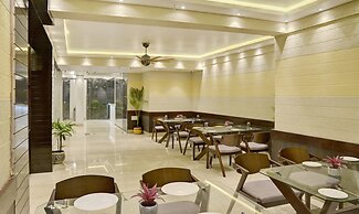 Treebo Premium The Crystal