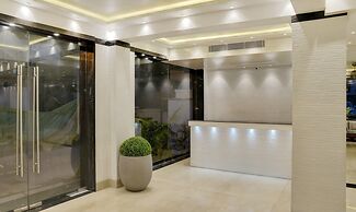 Treebo Premium The Crystal