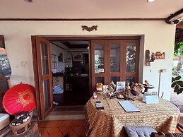 Ayutthaya Garden River Home