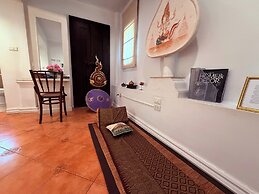 Ayutthaya Garden River Home