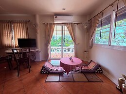 Ayutthaya Garden River Home