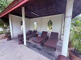 Ayutthaya Garden River Home