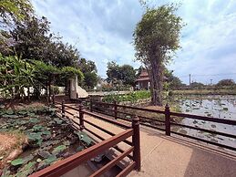 Ayutthaya Garden River Home