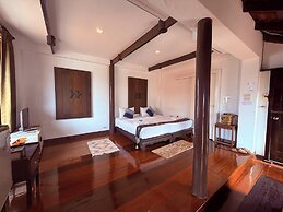 Ayutthaya Garden River Home