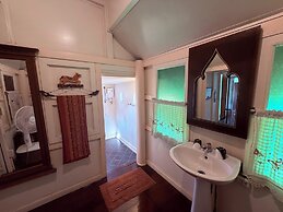 Ayutthaya Garden River Home