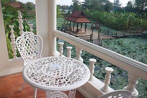 Ayutthaya Garden River Home