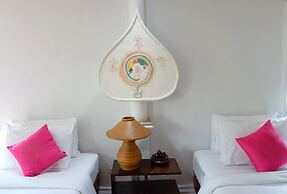Ayutthaya Garden River Home