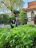 Ayutthaya Garden River Home