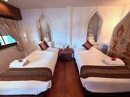 Ayutthaya Garden River Home
