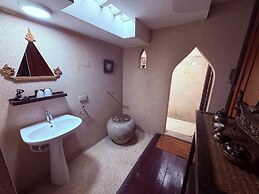 Ayutthaya Garden River Home