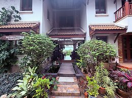 Ayutthaya Garden River Home