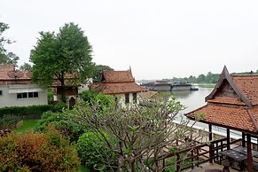 Ayutthaya Garden River Home