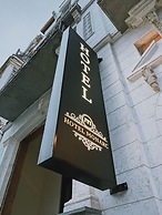 Hotel Monarc