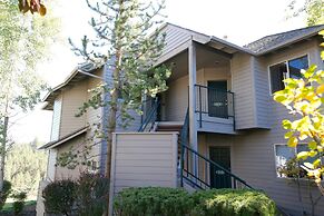 River Ridge 416a 2 Bedroom Condo by RedAwning