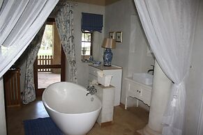 Thandile Country Lodge