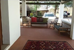 Thandile Country Lodge