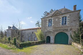 Le Chateau De La Tourlandry - Puy du Fou