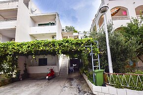 Apartments and Room Nevenka