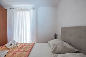 Apartments Ivo