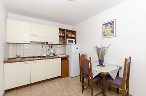 Apartments Dinko