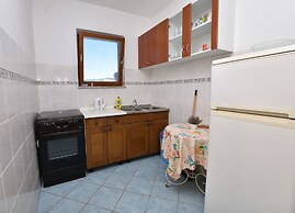 Apartments and Rooms Jakov