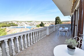 Apartments and Rooms Jakov