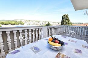 Apartments and Rooms Jakov