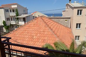 Apartments and Rooms Jakov