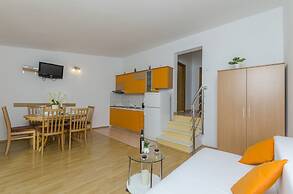 Apartments Srecko