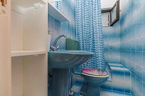 Apartment and Rooms Radojka