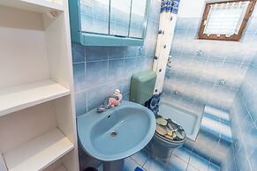 Apartment and Rooms Radojka