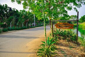 Lotus Chalets Eco Hotel