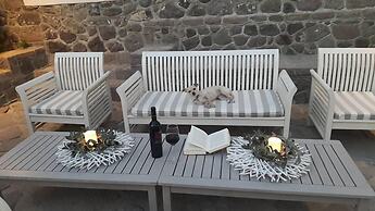 Olive Press Hotel & Apartments