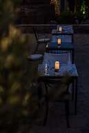 Olive Press Hotel & Apartments