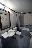 Olive Press Hotel & Apartments