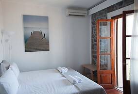 Olive Press Hotel & Apartments