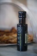 Olive Press Hotel & Apartments