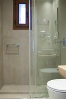 Olive Press Hotel & Apartments