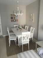 Residencial Paradise Village B