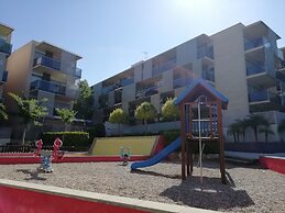 Residencial Paradise Village B