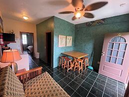 Belize Budget Suites