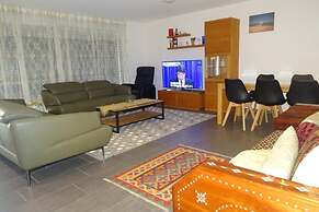 Euro Apartment