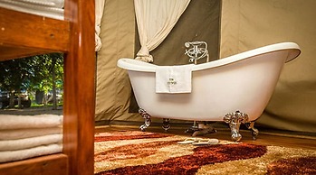 Ntoroko Game Lodge