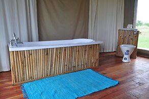Ntoroko Game Lodge